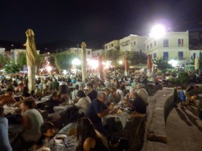 evdilos-ikaria01