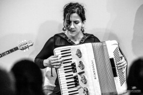 ΑΥΓΕΡΙΝΗ ΓΑΤΣΗ (2)